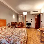 San Marco Superior Apartments By Wonderful Italy